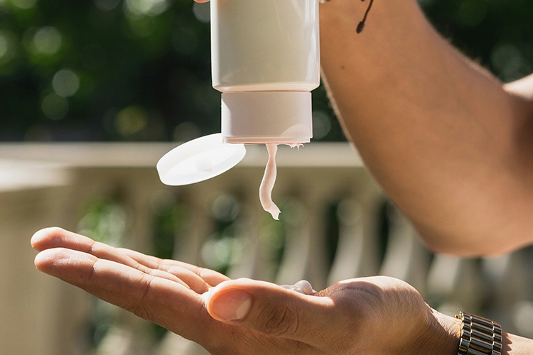 بهترین و پرفروش ترین ضد آفتاب چه ویژگی هایی دارد؟