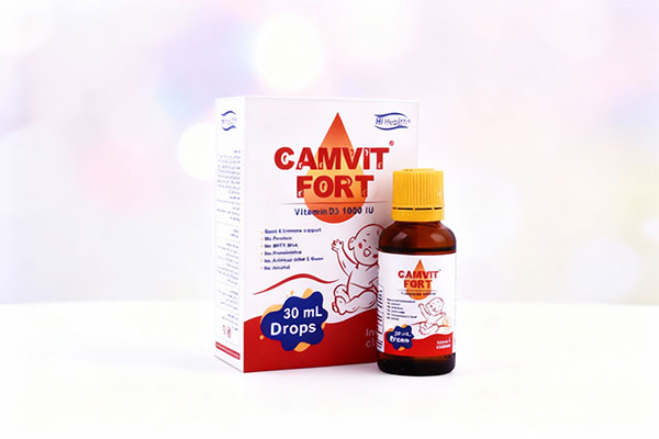 تصویر قطره کامویت فورت های هلث با بسته&zwnj;بندی شیشه&zwnj;ای