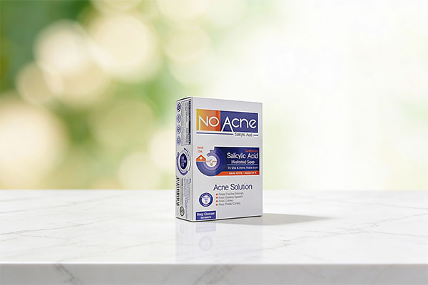 تصویر صابون سالیسیلیک اسید نو آکنه روی سطح مرمر سفید