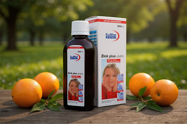 شربت زینک جویس یوروویتال در کنار پرتقال‌های تازه