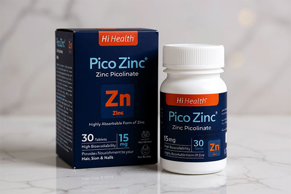 قرص پیکو زینک های هلث روی سطح مرمر سفید