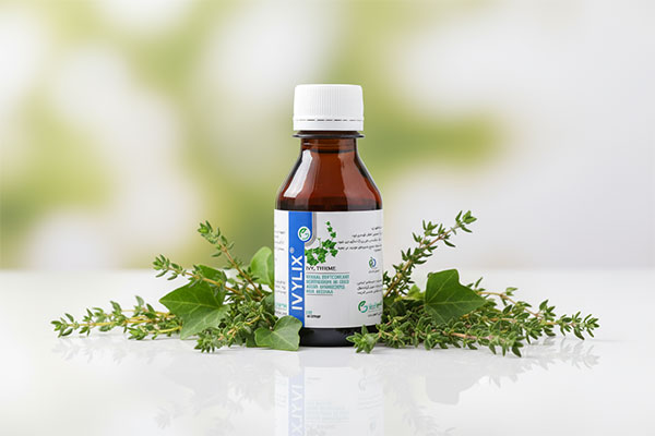 تصویر شربت آیوی لیکس اکسیر گستر با گیاهان دارویی آویشن و عشقه