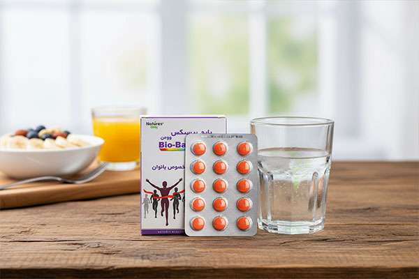 قرص بایوبیسیکس وومن نیچرز اونلی کنار صبحانه سالم