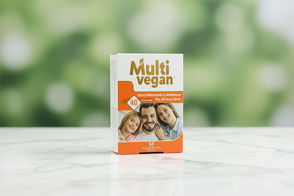 قرص مولتی وگان هولیستیکا روی سطح سفید