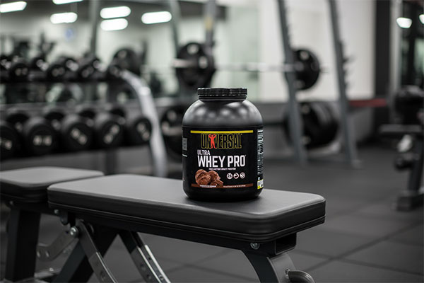 پودر اولترا وی پرو یونیورسال نوتریشن در محیط ورزشی