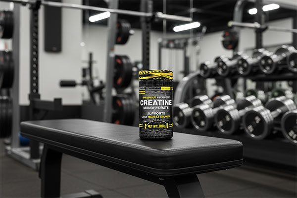 پودر کراتین مونوهیدرات ژن استار 300 گرمی در محیط ورزشی