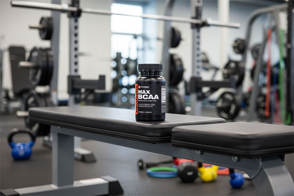 قرص مکس بی سی ای ای مکس ماسل نوتریشن در محیط ورزشی