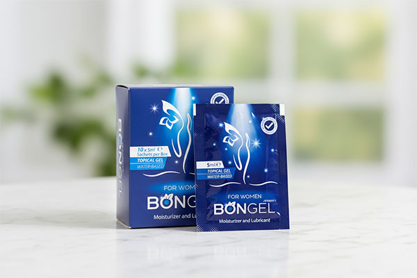 ساشه لوبریکانت روان کننده بانوان بنژل روی سطح مرمر سفید