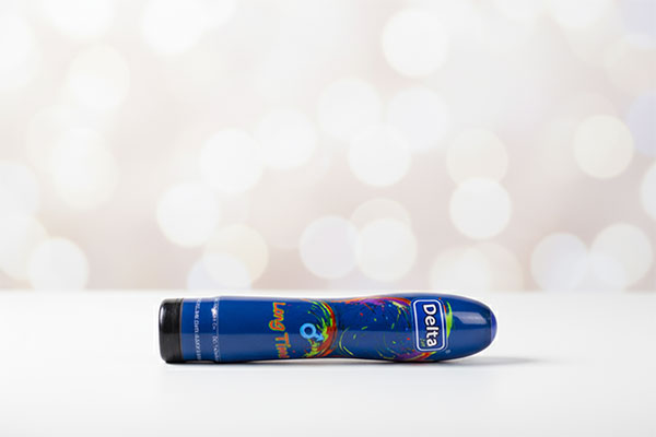 ژل تاخیری Long Time دلتازکس روی سطح سفید