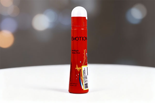 ژل هات نایت ایموشن روی سطح سفید