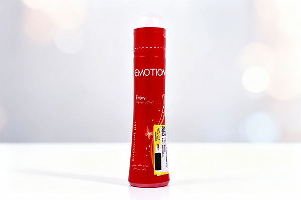 ژل لوبریکانت ایموشن اینجوی روی سطح سفید