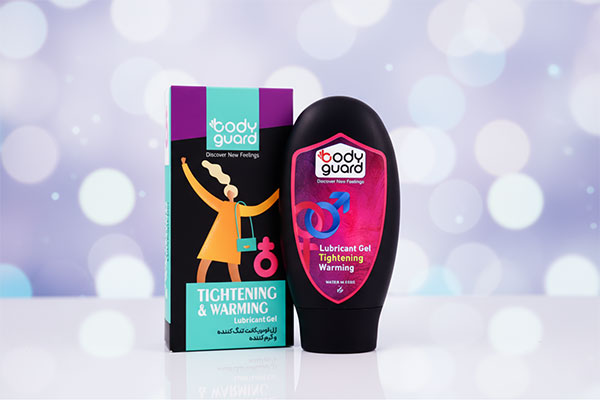 ژل لوبریکانت تنگ کننده و گرم کننده بادیگارد روی سطح سفید