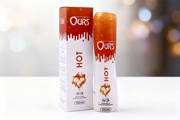 ژل لوبریکانت روان کننده و گرم کننده اورز روی سطح سفید