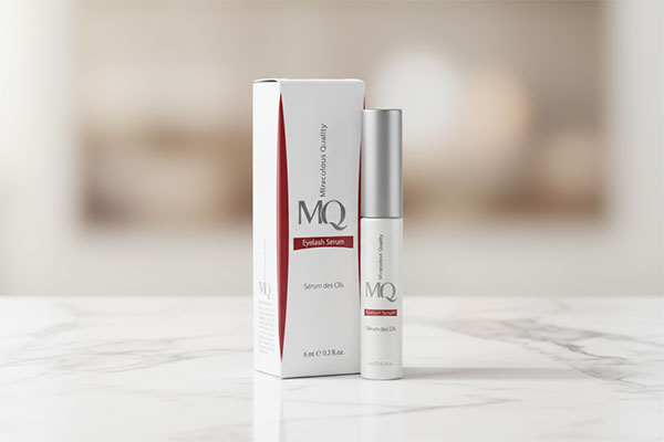 کاربرد سرم تقویت مژه ام کیو روی مژه‌ها