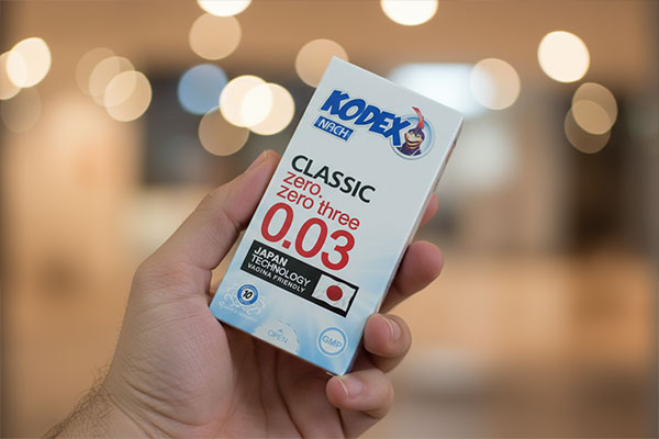 بسته‌بندی کاندوم 0.03 کدکس مدل نازک 30 میکرون