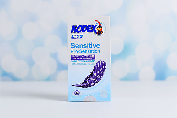 بسته‌بندی کاندوم ضد حساسیت Sensitive کدکس 12 عددی