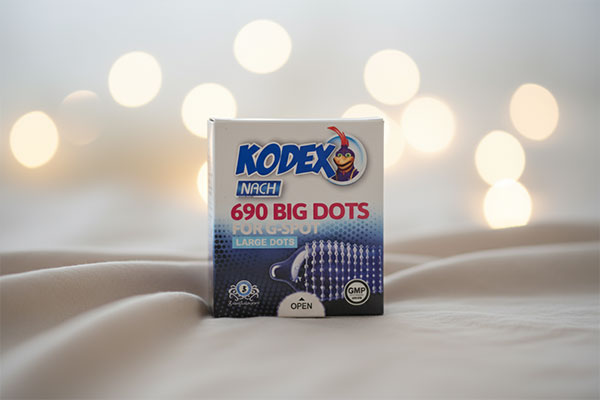 تصویر کاندوم خاردار درشت کدکس با طراحی ویژه