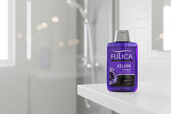 شامپو ضد زردی فولیکا روی قفسه حمام