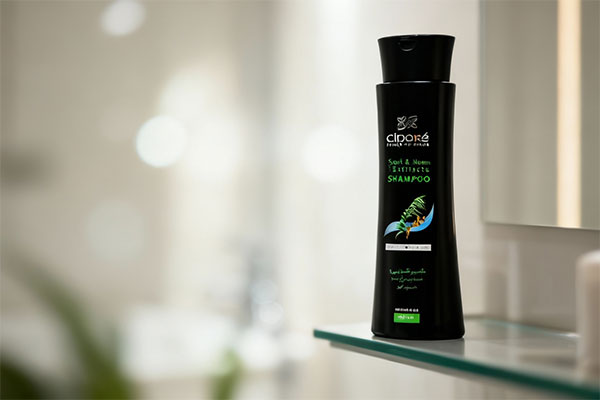 شامپو ضد ریزش مو آقایان سینره در حمام