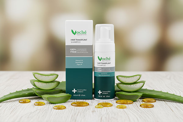 شامپو وچه کاشت مو با مواد طبیعی اطراف آن