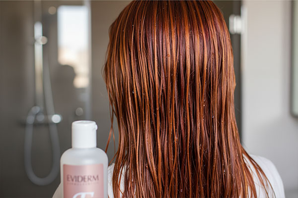 موهای رنگ‌شده درخشان پس از استفاده از شامپو کراتینه بدون سولفات اویدرم