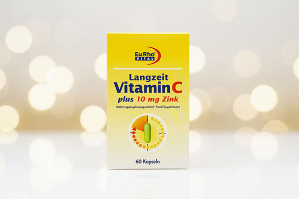 کپسول ویتامین سی و زینک یوروویتال در بسته‌بندی