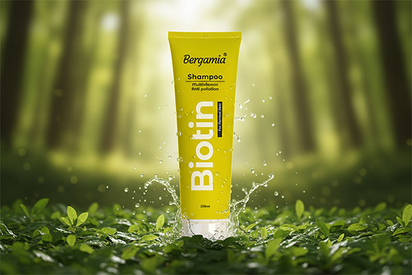 شامپو بیوتین برگامیا برای موهای معمولی در محیط طبیعی