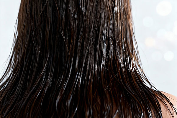 موهای درخشان پس از استفاده از شامپو روزانه اویدرم