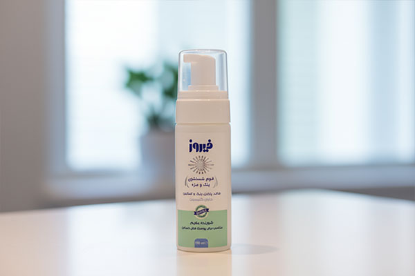 بطری پمپ‌دار فوم شستشوی پلک و مژه فیروز