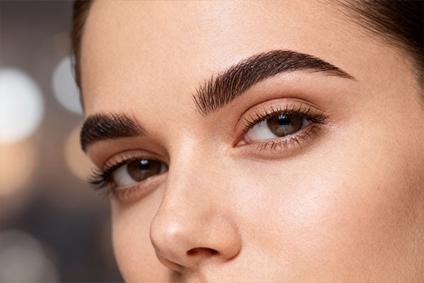 Results of using eyebrow strengthening cream for thicker brows