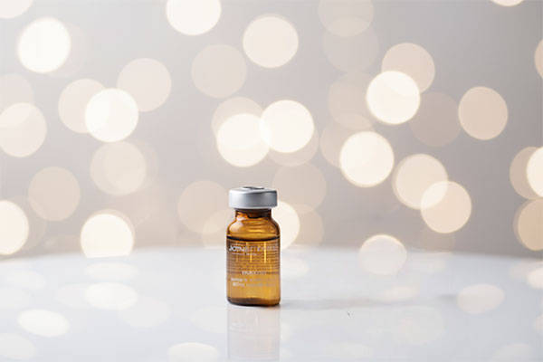 تصویر ویال سرم تقویت کننده مو بیوتین و دی پپتید ژاک آندرل با قطره‌چکان