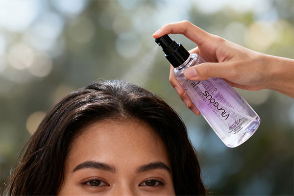 نحوه استفاده از سرم ترمیم کننده ساقه مو کررا ویتروس