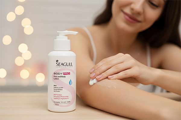 استفاده از لوسیون مرطوب کننده صورت و بدن سی گل برای رطوبترسانی پوست