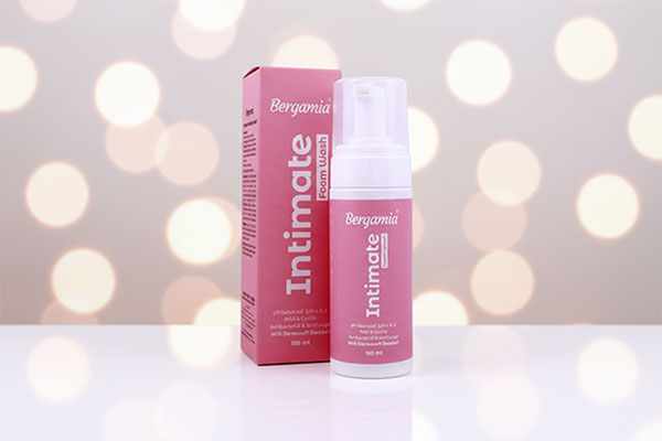 فوم شستشوی بانوان برگامیا برای بهداشت ناحیه ژنیتال