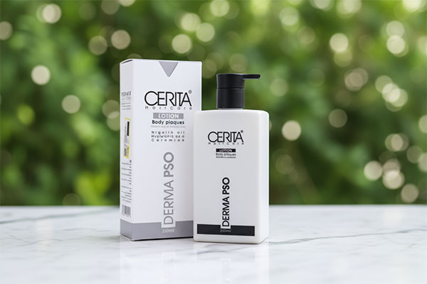 لوسیون بدن پسوریازیس سریتا روی سطح مرمر سفید