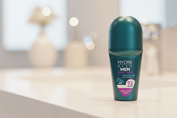 مام رول ضد تعریق آقایان اسپرت تک هیدرودرم روی پیشخوان حمام