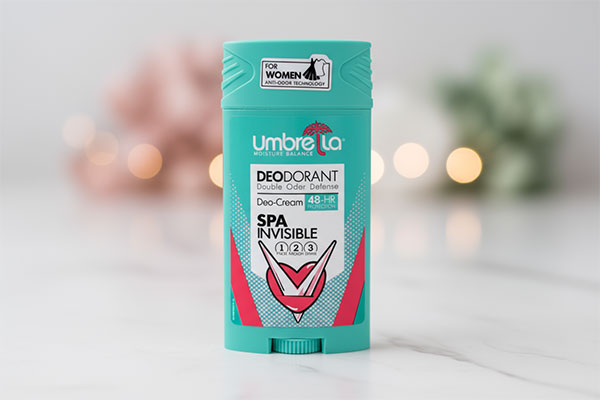 دئودورانت ضد تعریق زنانه اسپا آمبرلا روی سطح مرمر سفید
