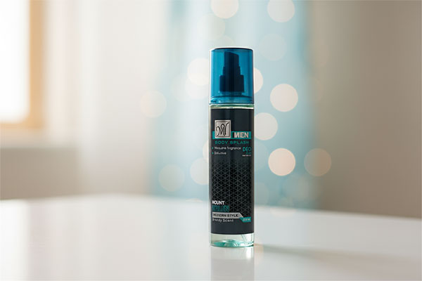 بادی اسپلش مردانه مونت وین مای روی پیشخوان حمام