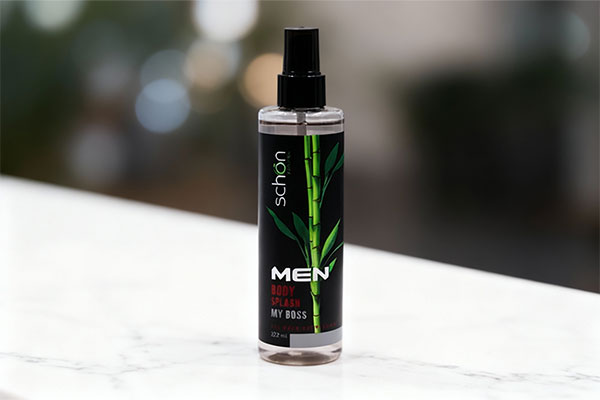 بادی اسپلش مردانه مای باس شون روی سطح مرمر سفید