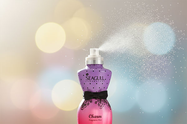 اسپری شدن بادی اسپلش چارم سی گل با افکت مه