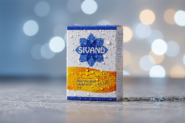 صابون ضد جوش تی سی سی سیوند روی پیشخوان حمام