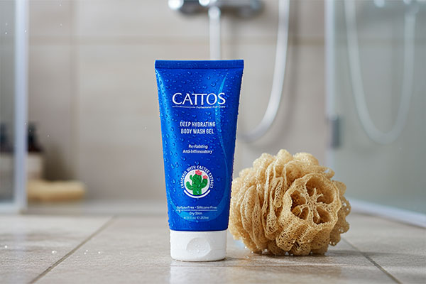 ژل شستشوی بدن کاتوس با قطرات آب و لیف حمام