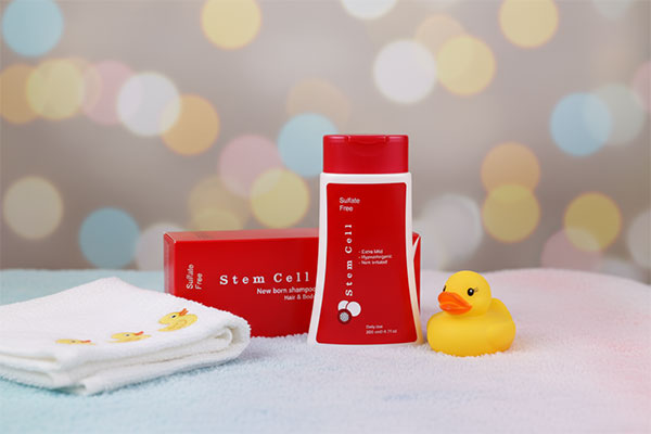 شامپو سر و بدن نوزاد استم سل مناسب پوست حساس