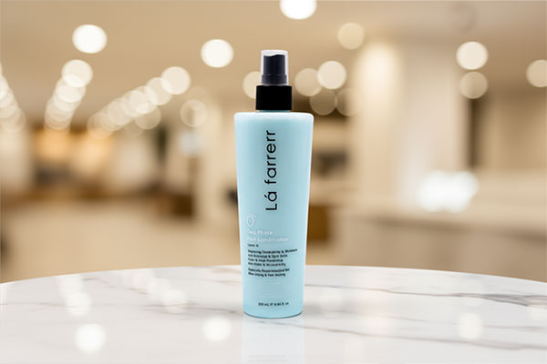 بطری محلول دو فاز نرم کننده و حالت دهنده مو لافارر