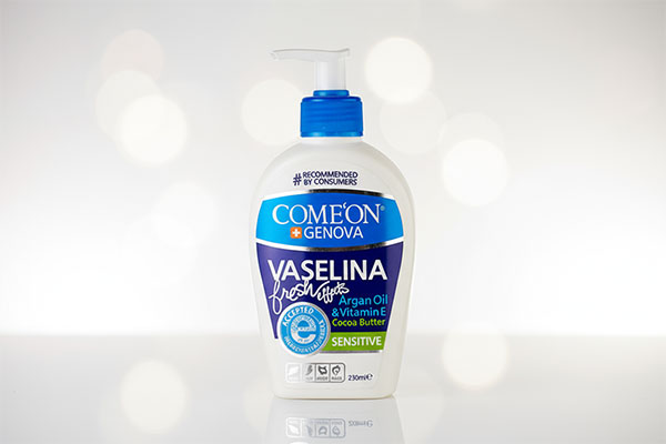 کرم وازلین بهداشتی کامان برای پوست خشک