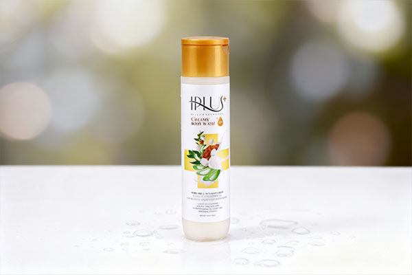 شامپو بدن مخصوص پوست خشک آی پلاس با قطرات آب