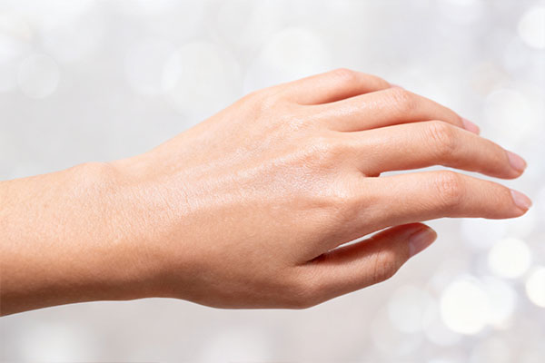 کرم مرطوب کننده دست هیدرالیفت درمالیفت 75 میلی لیتر