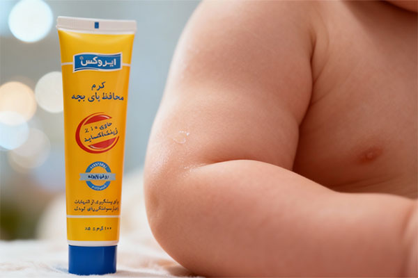 پیشگیری از ادرار سوختگی با کرم محافظ پای کودک