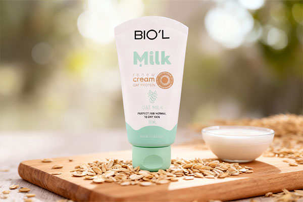 کرم رطوبت‌رسان شیر و جو دوسر بیول با مواد طبیعی