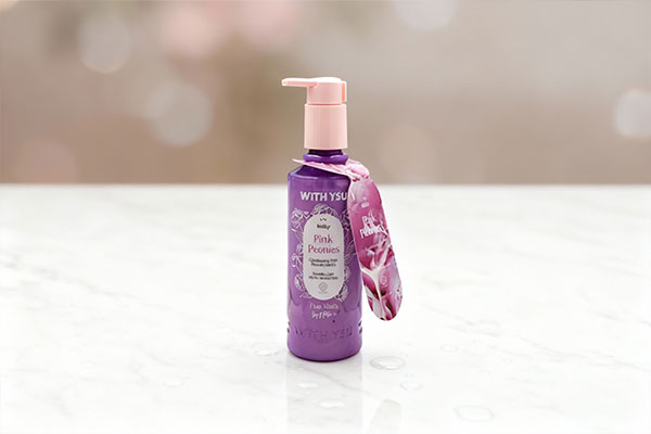 شوینده صورت Pink Peonies ویت یو برای پوست خشک و معمولی